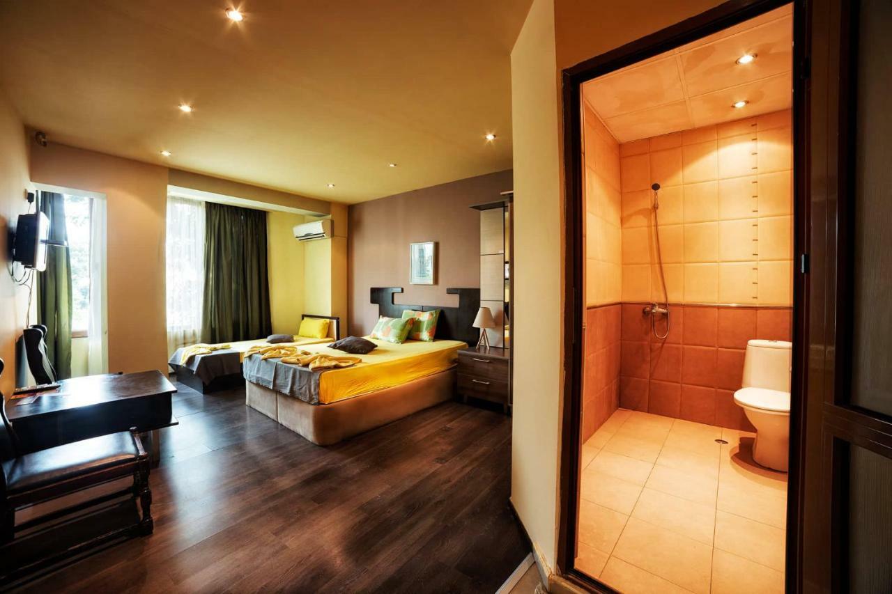 Hotel Trakart Residence Plovdiv Buitenkant foto